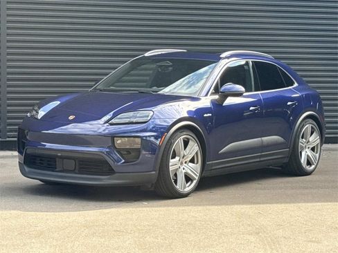 Used 2024 Porsche Macan 4 Electric image 1