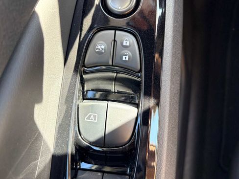 Used 2023 Nissan Altima 2.5 SV image 31