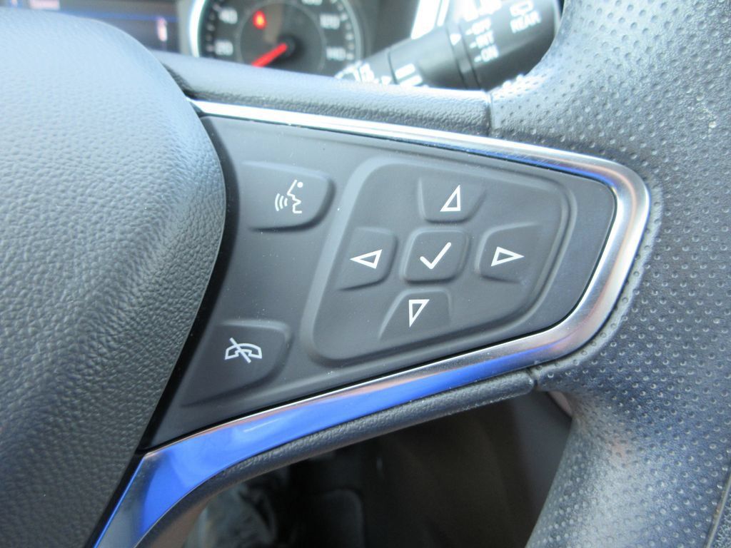 Used 2024 Chevrolet Equinox LS w/ LS Convenience Package FWD image 25