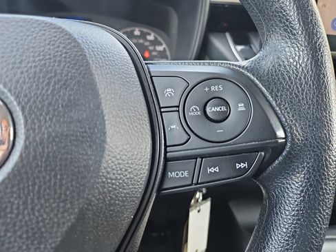Used 2024 Toyota Corolla LE FWD image 29