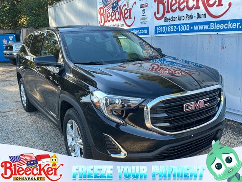 Used 2018 GMC Terrain SLE image 1