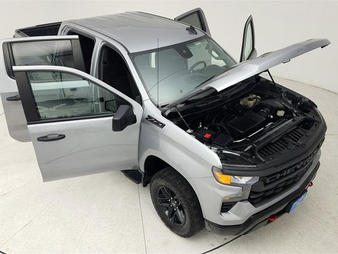 Used 2024 Chevrolet Silverado 1500 Custom Trail Boss w/ LPO, Dark Essentials Package image 42