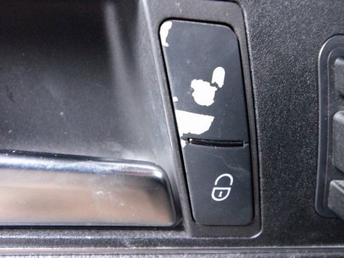 Used 2012 Mercedes-Benz E 350 4MATIC Sedan image 26