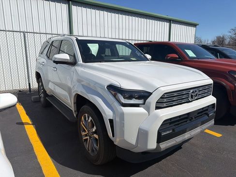 Used 2025 Toyota 4Runner Limited image 1