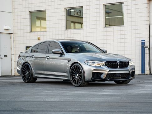 Used 2019 BMW M5 w/ Executive Package image 4