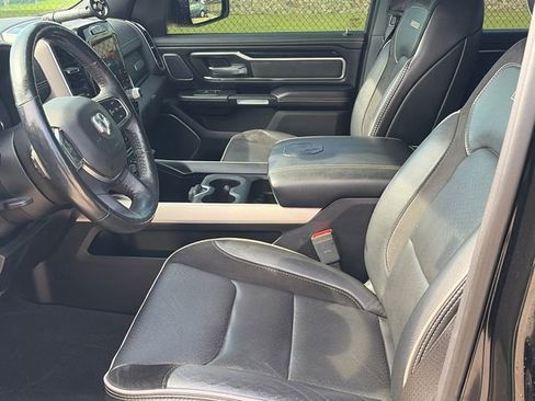 Used 2019 RAM 1500 Laramie AWD/4WD image 14