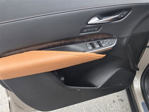 Used 2023 Cadillac XT4 Sport image 21