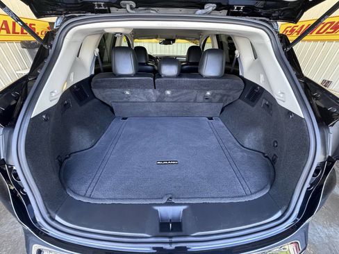 Used 2023 Nissan Murano SV w/ SV Midnight Edition Package image 36