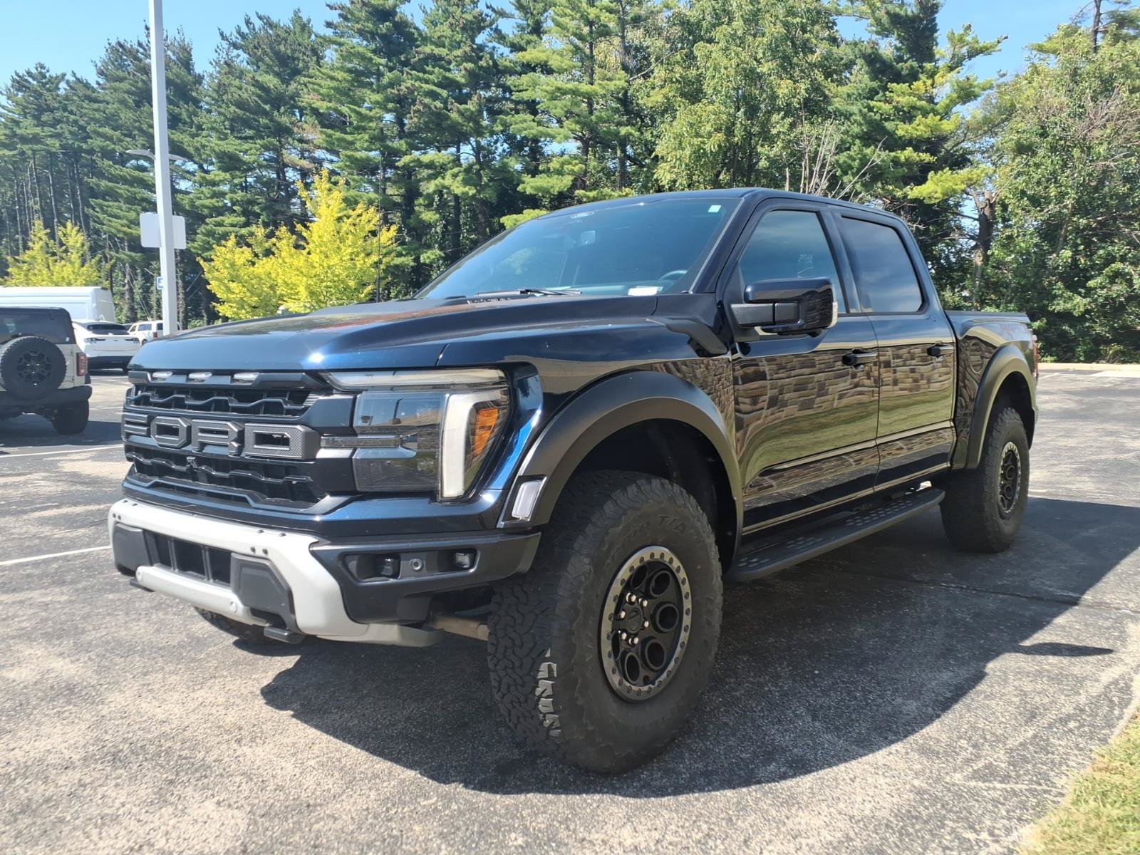 Used 2025 Ford F150 Raptor AWD/4WD image 4