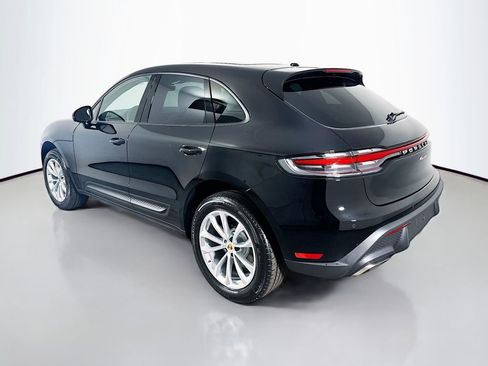 Certified 2026 Porsche Macan AWD/4WD image 3