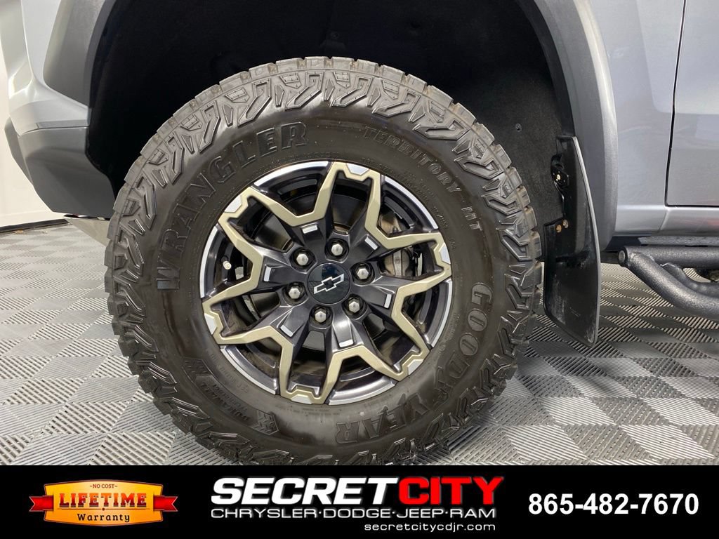 Used 2024 Chevrolet Colorado ZR2 AWD/4WD image 9