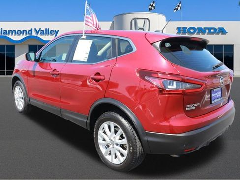 Used 2020 Nissan Rogue Sport S w/ Appearance Package FWD image 4