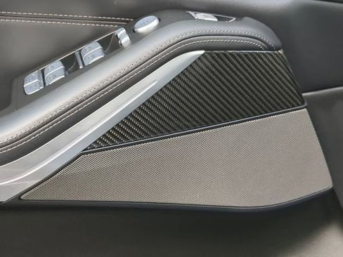 Used 2023 BMW X7 M60i w/ Executive Package image 33