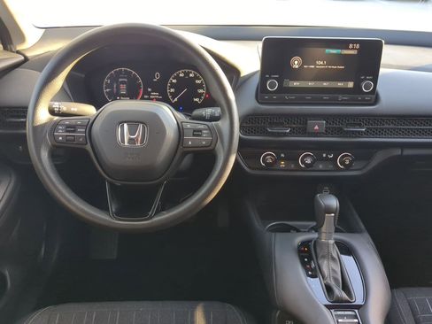 Used 2025 Honda HR-V LX image 27