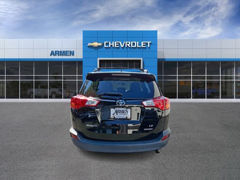 Used 2014 Toyota RAV4 LE FWD image 6
