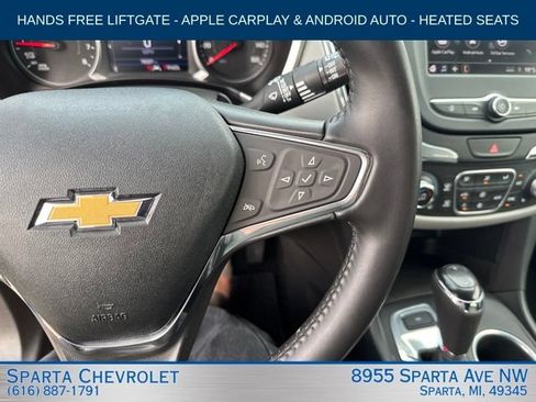 Used 2020 Chevrolet Equinox LT w/ Driver Convenience Package AWD/4WD image 22