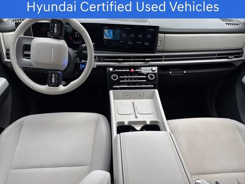 Used 2025 Hyundai Santa Fe SE image 23