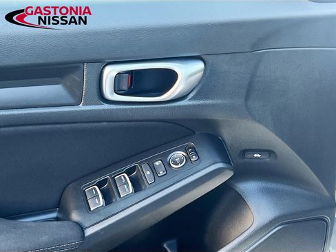 Used 2023 Honda Civic Sport image 22