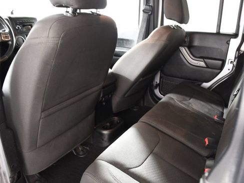 Used 2017 Jeep Wrangler Unlimited Sport w/ Quick Order Package 24S image 28