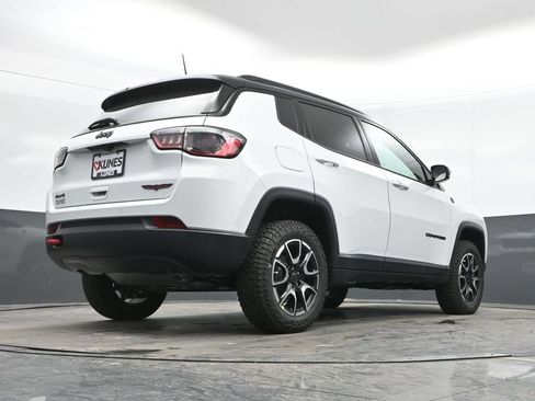 New 2026 Jeep Compass Trailhawk AWD/4WD image 46