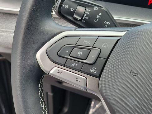 Certified 2026 Volkswagen Tiguan S FWD image 25
