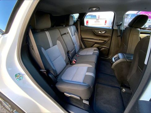 Used 2025 Chevrolet Blazer LT image 16
