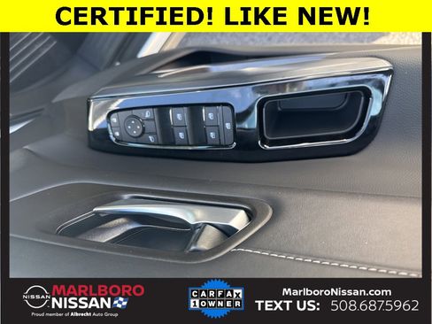 Certified 2025 Nissan Pathfinder SL image 27