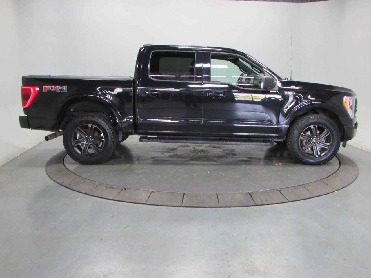 Used 2021 Ford F150 XLT w/ Equipment Group 302A High AWD/4WD image 8