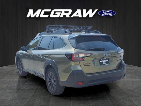 Used 2023 Subaru Outback Onyx Edition AWD/4WD image 8