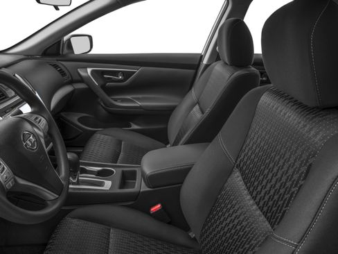 Used 2016 Nissan Altima 2.5 S w/ Power Driver Seat Package FWD image 6