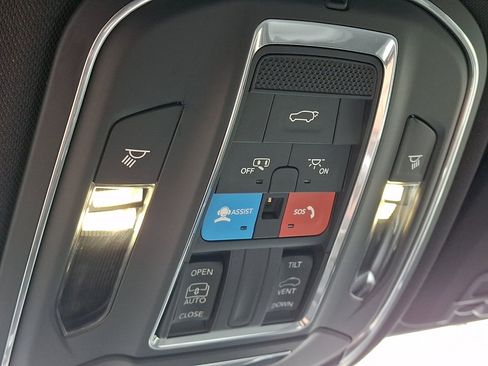 Used 2023 Jeep Grand Cherokee L Laredo AWD/4WD image 32