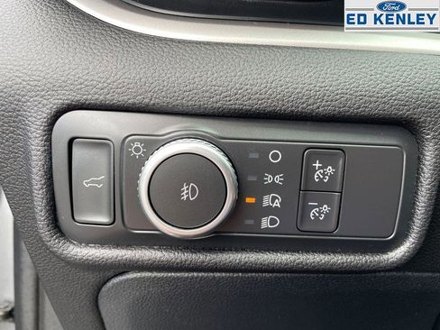 Used 2021 Ford Explorer XLT w/ Equipment Group 202A image 19