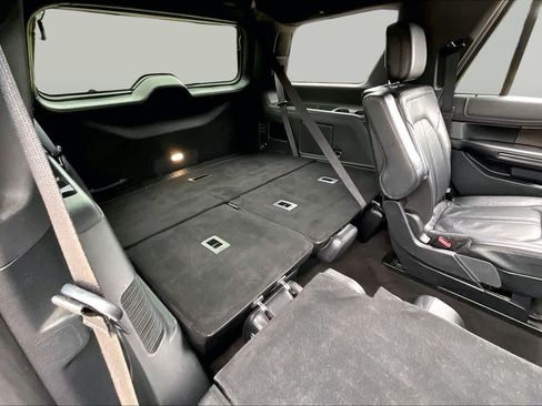 Used 2020 Ford Expedition Limited AWD/4WD image 35