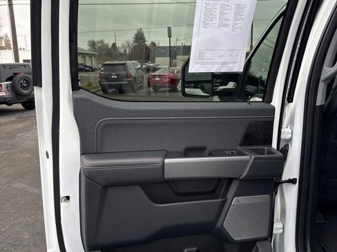 Used 2025 Ford F350 Lariat w/ Camper Package image 11