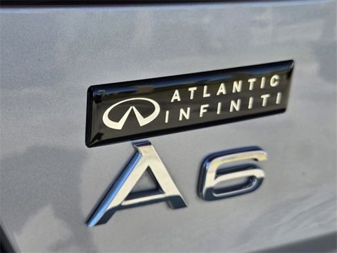 Used 2024 Audi A6 Premium Plus image 17