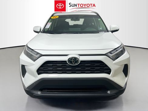 Used 2025 Toyota RAV4 XLE w/ Convenience Package AWD/4WD image 10