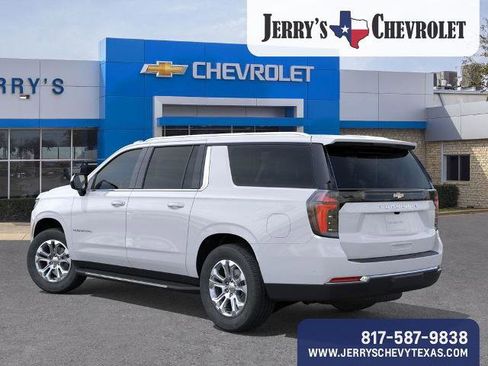 New 2026 Chevrolet Suburban LS image 4