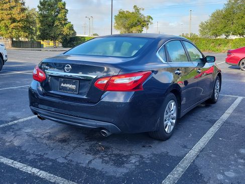 Used 2016 Nissan Altima 2.5 S w/ Power Driver Seat Package FWD image 9