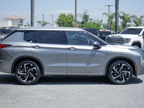 Used 2022 Mitsubishi Outlander SEL FWD image 12