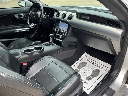 Used 2019 Ford Mustang Premium RWD image 34