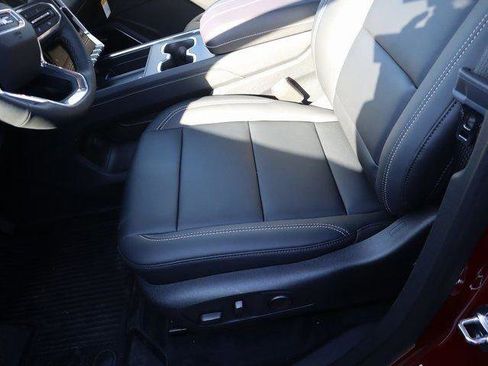 New 2026 GMC Acadia Elevation w/ Black Edition AWD/4WD image 27