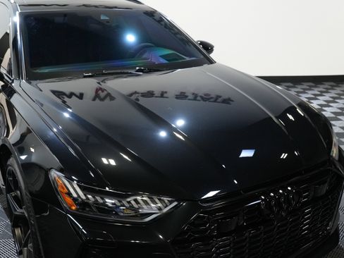 Used 2024 Audi RS 6 performance image 12