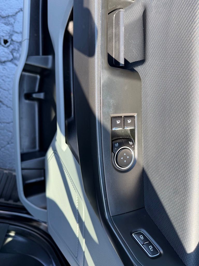 Used 2023 Ford F150 XL w/ XL Chrome Appearance Package RWD image 21