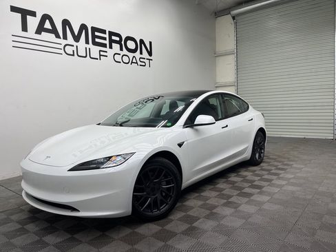 Used 2025 Tesla Model 3 Long Range image 1