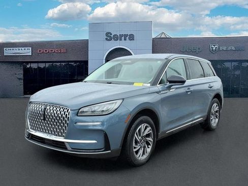 Used 2024 Lincoln Corsair FWD image 3