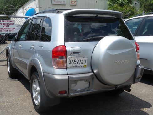 Used 2001 Toyota RAV4 4WD image 4