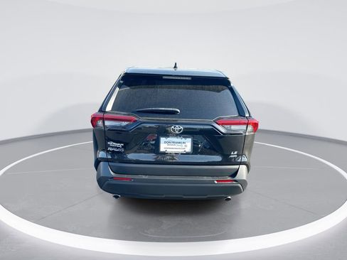 Used 2023 Toyota RAV4 LE AWD/4WD image 7