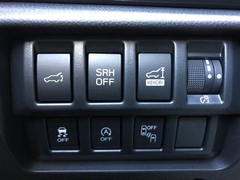 Certified 2025 Subaru Forester Wilderness w/ Wilderness Package image 18