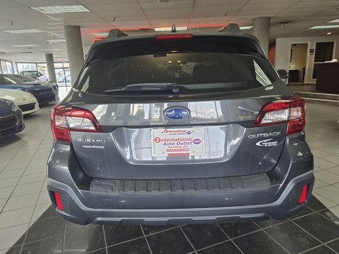 Used 2019 Subaru Outback 2.5i Premium image 5