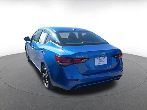 Used 2025 Nissan Sentra SV image 10